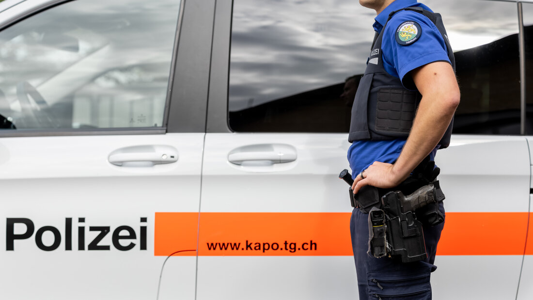 Ein Mann fiel in Hauptwil TG von der Leiter. Die Kantonspolizei Thurgau klärt den Unfallhergang ab. (Symbolbild) 20260806091508666.jpg