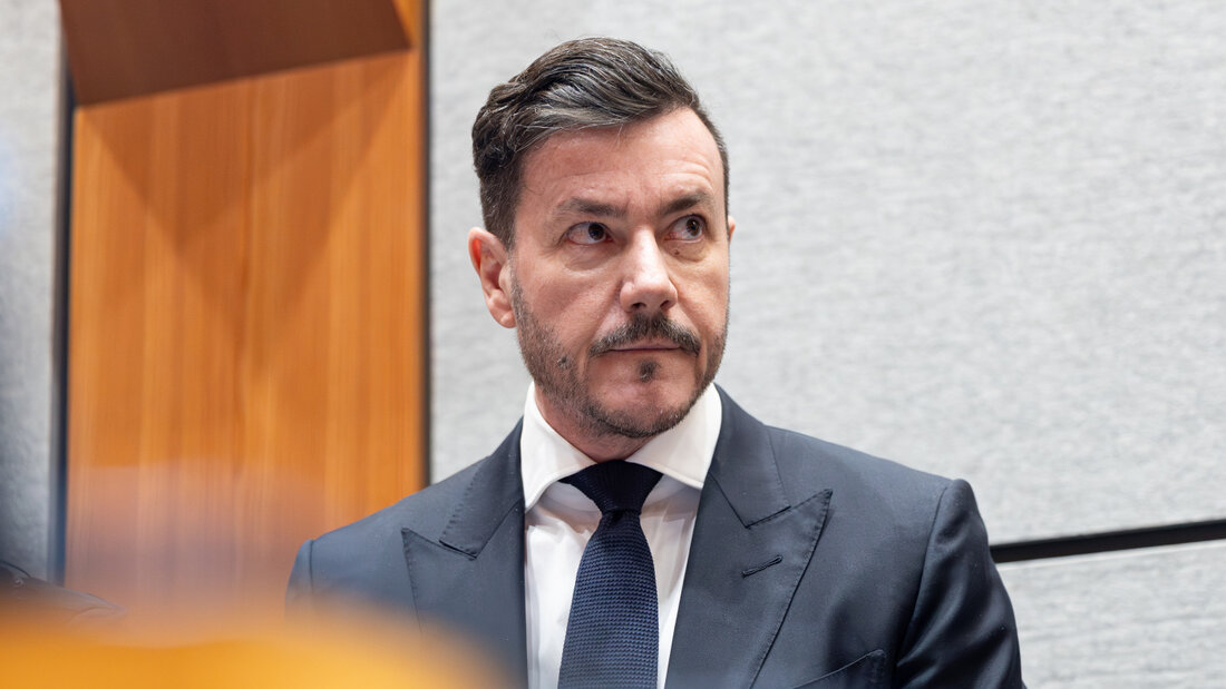 Der tief gefallene Immobilieninvestor darf vom Gefängnis in den Hausarrest mit Fussfessel wechseln. Demnächst stehen die nächsten Gerichtstermine an.(Archivbild) 20261014102556194.jpg