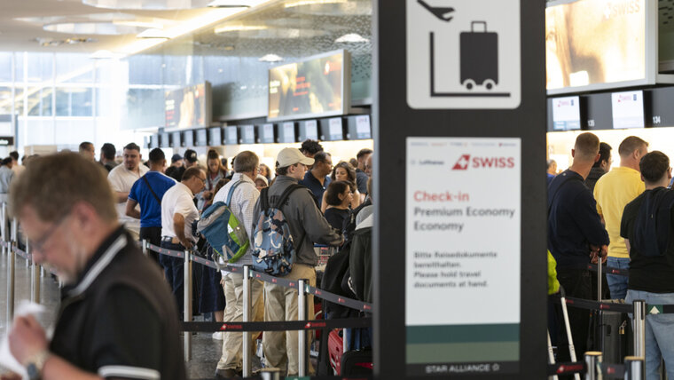 KEYSTONE/GAETAN BALLY 20250821153227136.jpg