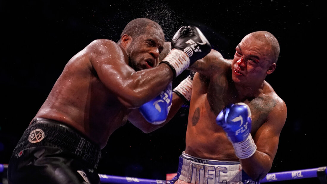 Daniel Dubois (links) und Fabio Wardley lieferten sich in Manchester eine epische Schlacht 20260510083222031.jpg