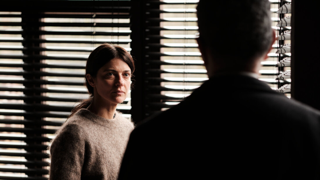 Die verurteilte Mörderin Elisa stellt sich im Drama von Leonardo Di Costanzo ihrer schrecklichen Tat. Der Spielfilm feiert in Venedig Weltpremiere, wo er im Wettbewerb läuft. 20250825110024316.jpg