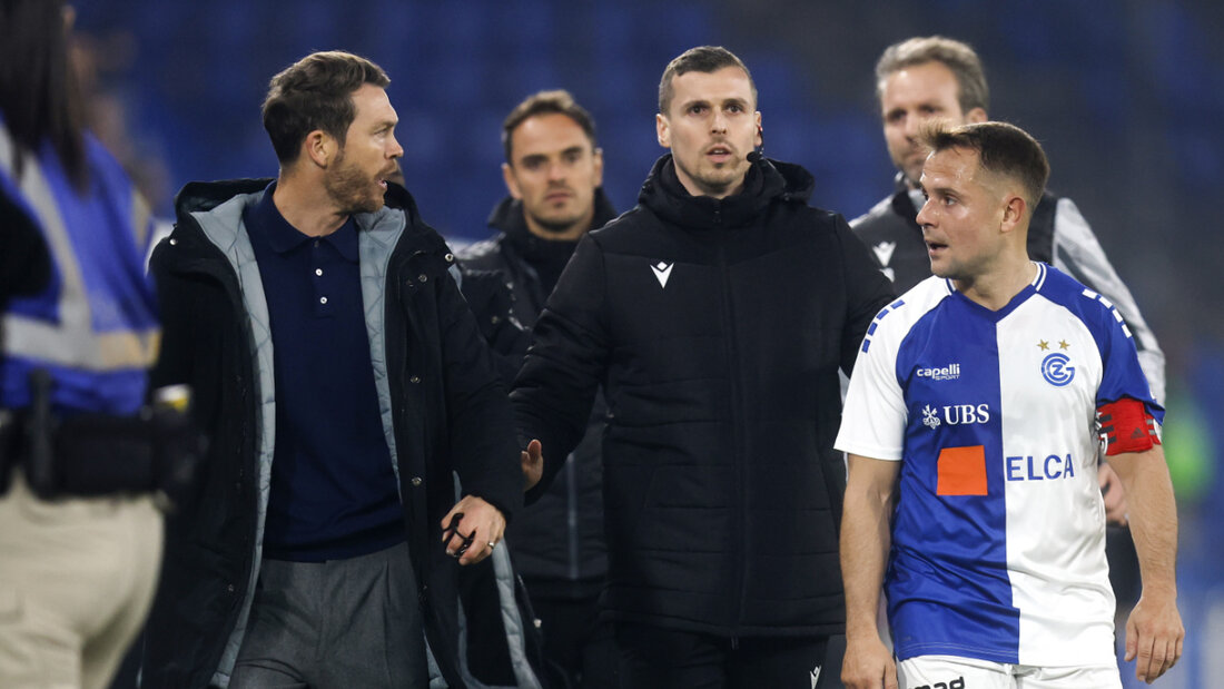 GC-Captain Amir Abrashi gerät nach dem Platzverweis noch mit FCB-Trainer Stephan Lichtsteiner aneinander 20260306110815344.jpg