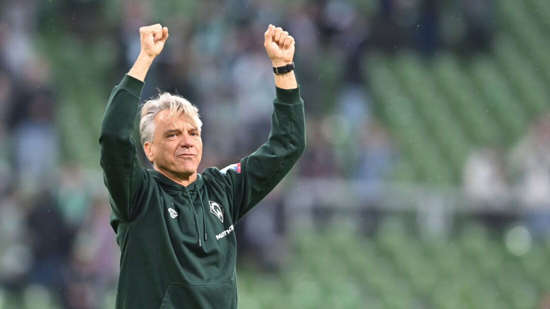 Werder Bremens Trainer Horst Steffen freut sich über einen Heimsieg seines Teams 20251107225210873.jpg