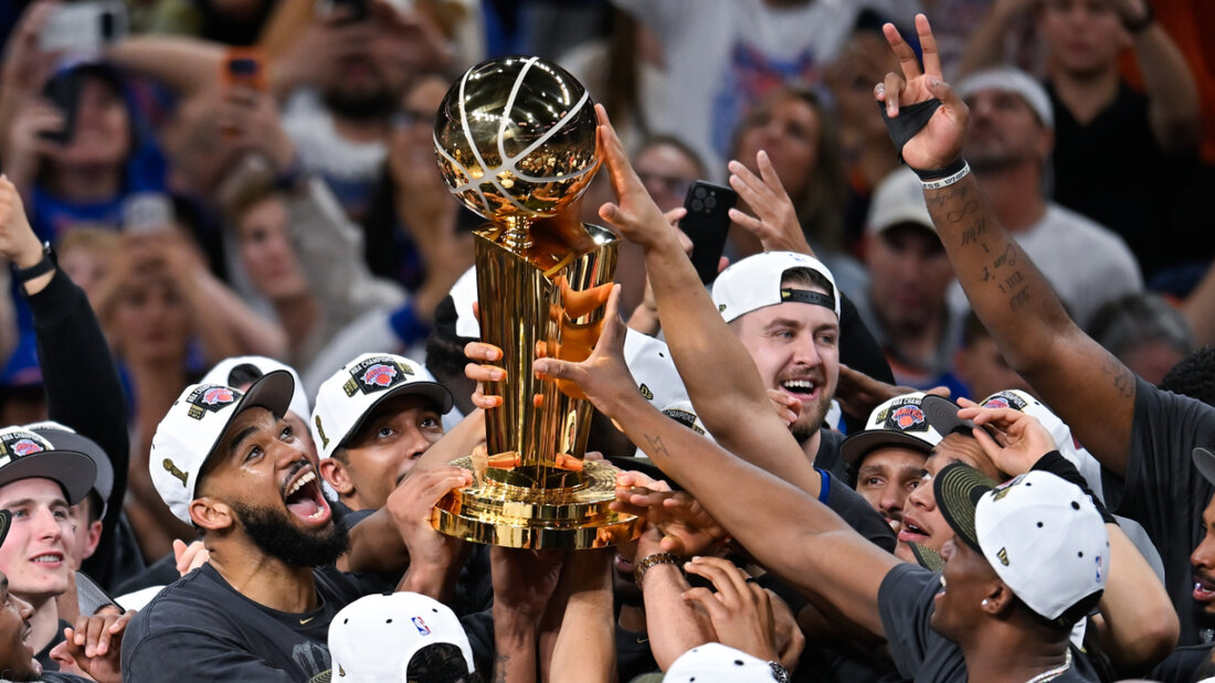 Zum dritten Mal sichern sich die New York Knicks die NBA-Trophäe 20260614061448294.jpg