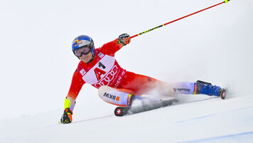 KEYSTONE/GIAN EHRENZELLER 20251026105050557.jpg