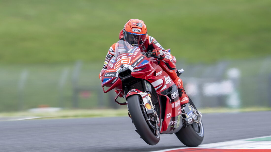 Auch mit lädiertem Arm nicht zu stoppen: Marc Marquez gewinnt den Sprint in der MotoGP 20260606160210295.jpg