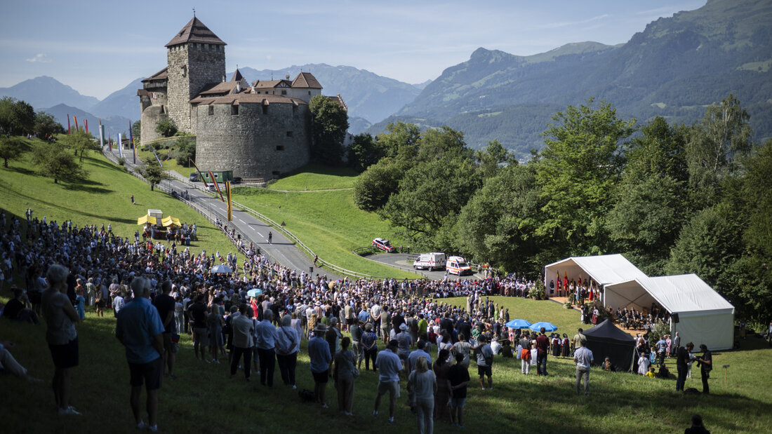Im Schloss Vaduz als Fürstin leben können künftig auch die Töchter der Fürstenfamilie, sofern sie erstgeboren sind. (Archivbild) 20260815113723273.jpg