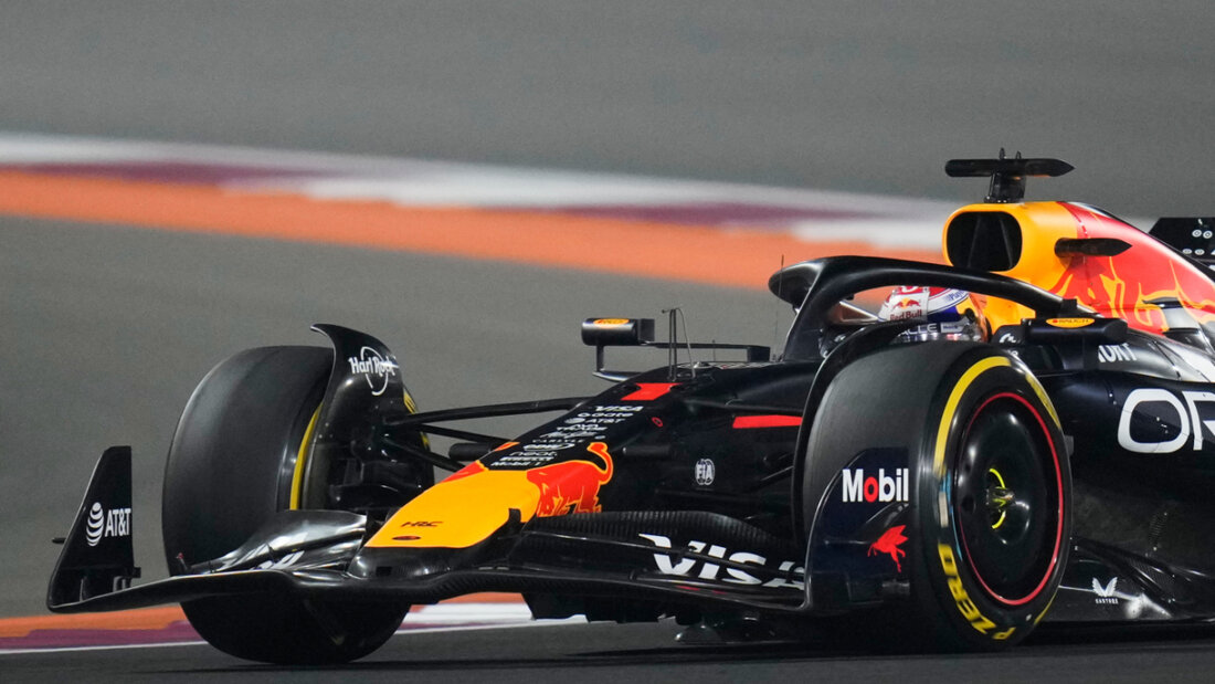 Darf nach seinem Sieg im GP von Katar weiter vom fünften WM-Titel in der Formel 1 träumen: Max Verstappen im Red Bull 20251130183603745.jpg