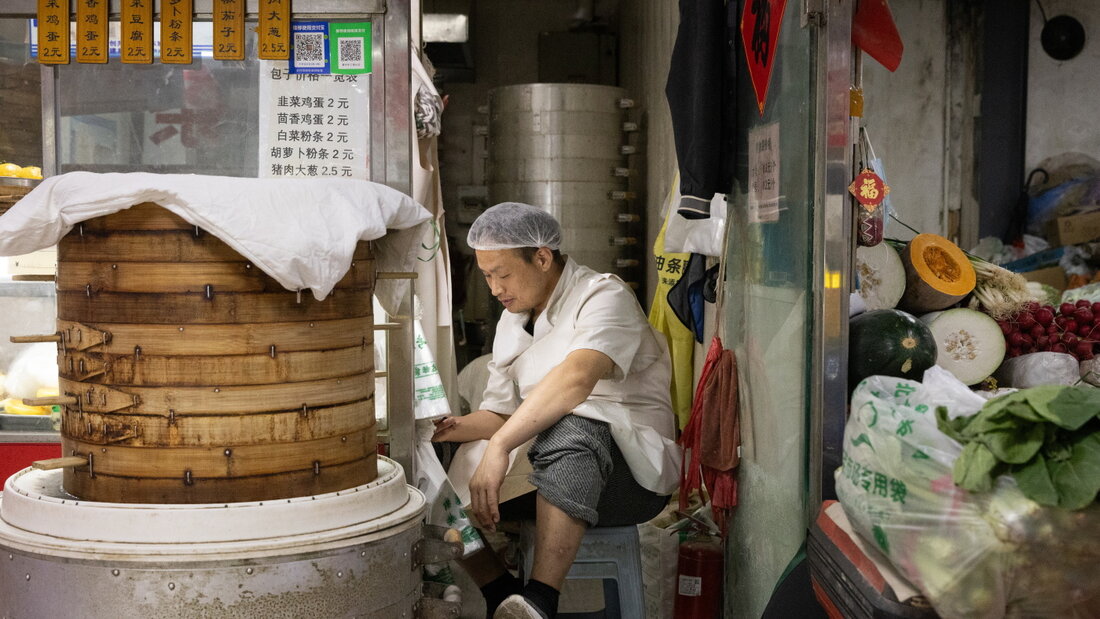 Die chinesische Wirtschaft verliert an Schwung. Während der Aussenhandel boomt, bleibt die Nachfrage im Inland schwach. (Archivbild) 20260715054020175.jpg