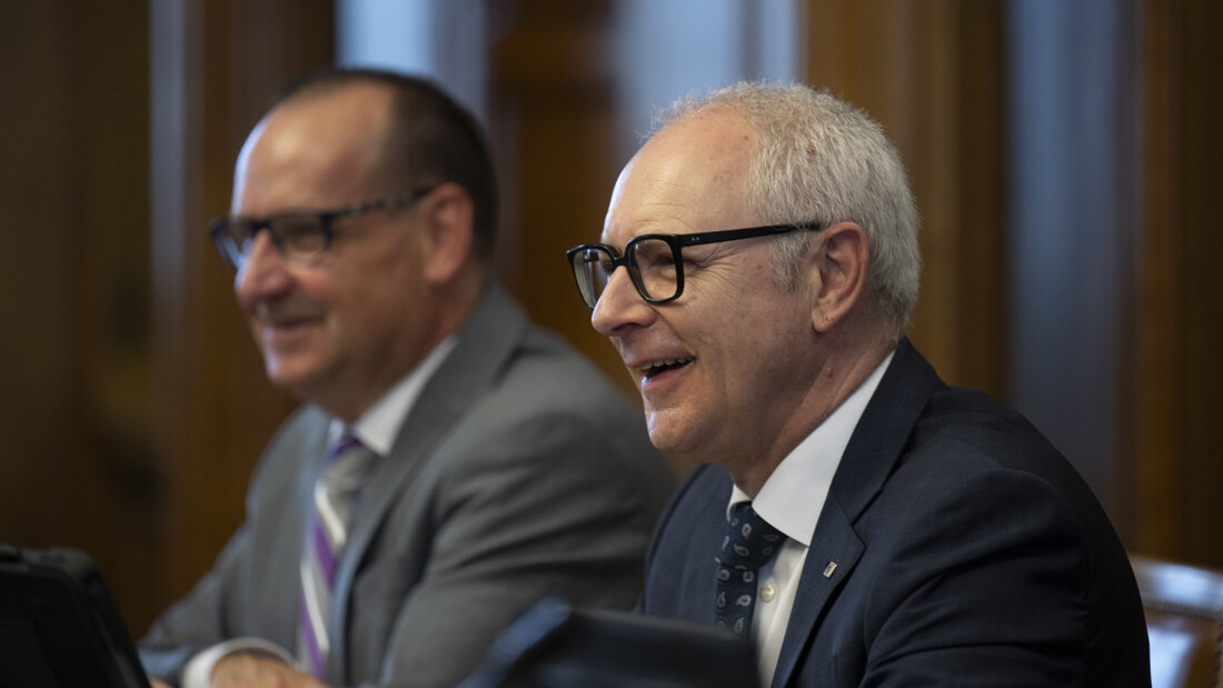 Dölf Biasotto von der FDP (rechts) wird bei den nächsten Erneuerungswahlen in den Ausserrhoder Regierungsrat nicht mehr antreten. (Archivbild) 20260818172829768.jpg