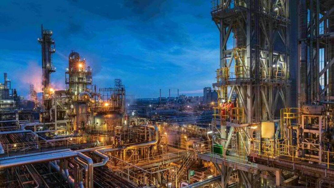 Dem britischen Chemiekonzern Ineos setzen die hohen Gaspreise zu. Ineos lässt die Produktion in drei Werken in Hull vorübergehend ruhen. 20260922152315370.jpg