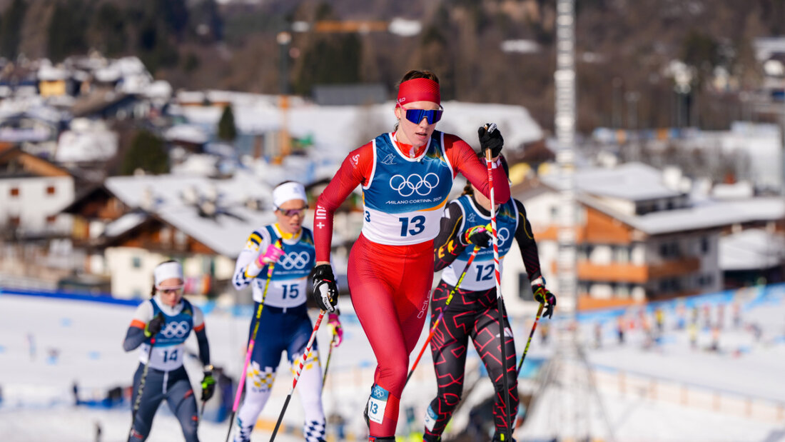 Nadja Kälin bringt die Nummer 13 Glück. Sie meistert im Kampf um Bronze die Gruppe der Verfolgerinnen 20260222123113452.jpg