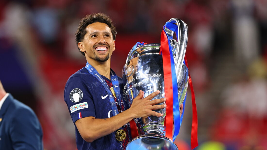 PSG-Captain Marquinhos hebt zum zweiten Mal in Folge die Champions-League-Trophäe 20260530222119439.jpg