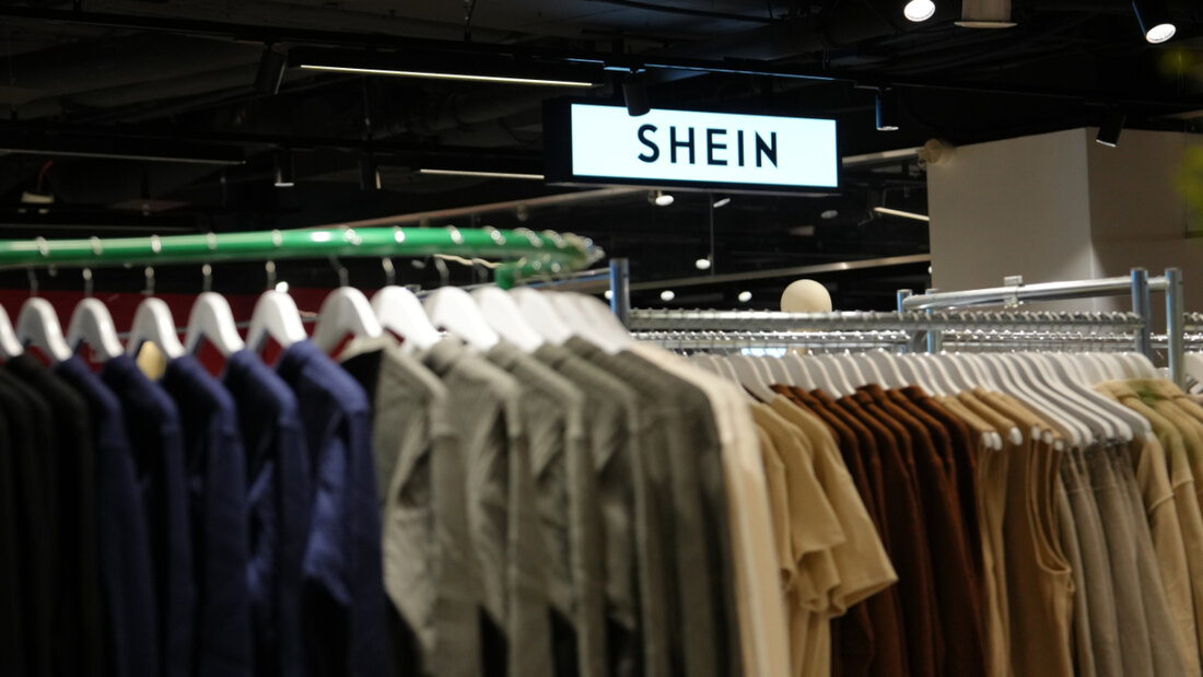 Shein eröffnete Anfang November 2025 im Pariser Warenhaus BHV seinen ersten physischen Verkaufsraum weltweit. (Archivbild) 20251120113435454.jpg