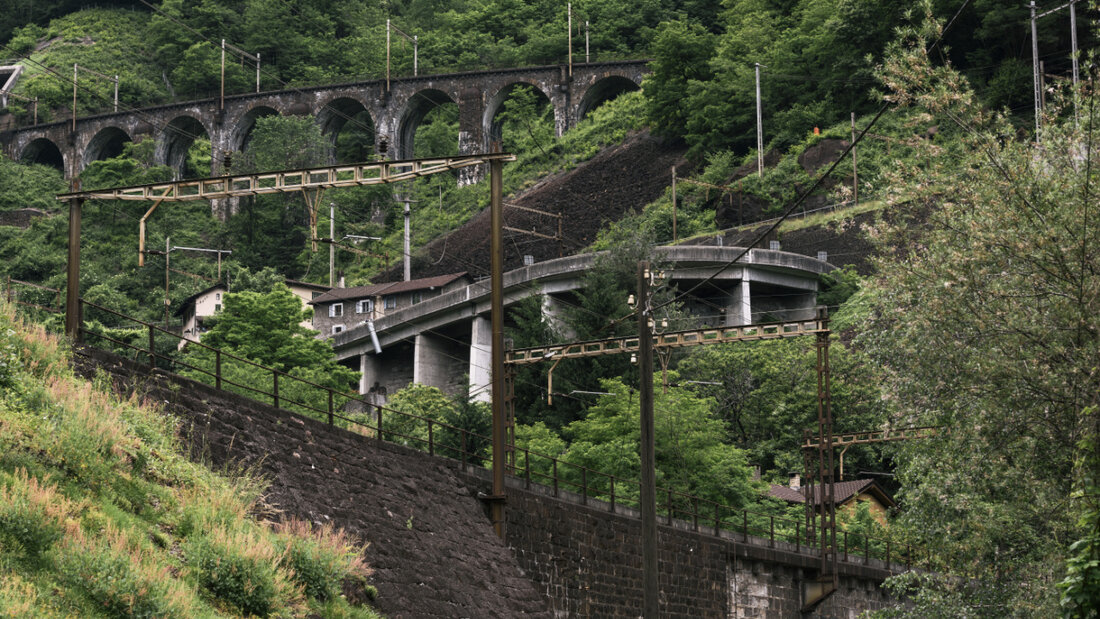 Die Gotthardbergstrecke bei Giornico TI: Statt Tunnelblick bietet diese Route ein beeindruckendes Panorama. (Archivaufnahme) 20251210105410635.jpg