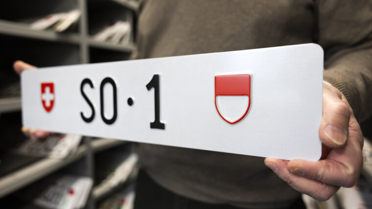 KEYSTONE/PETER KLAUNZER 20251205144544027.jpg