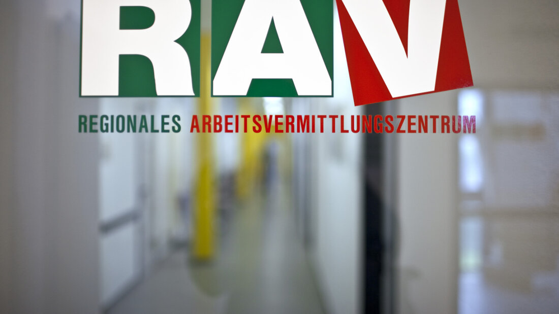 Aus den Regionalen Arbeitsvermittlungszentren im Kanton St. Gallen gab es anhaltende Kritik. Eine Führungsanalyse zeigte Probleme in der Kommunikation. (Archivbild) 20251103162818093.jpg