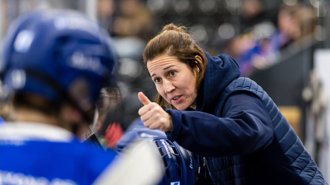 Daumen hoch: Zugs Frauen machten souverän den drittletzten Schritt auf dem Weg zum ersten Meistertitel 20260321195221641.jpg