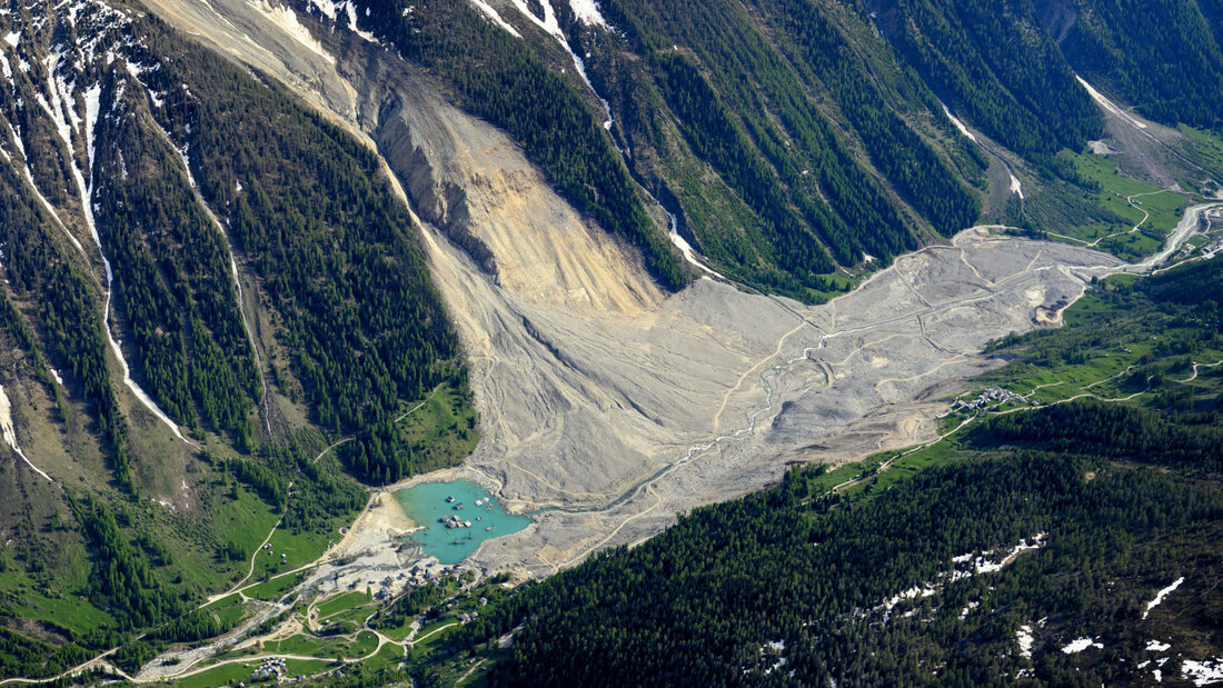 Am 28. Mai 2025 donnerten über neun Millionen Kubikmeter Fels und Eis vom
Birchgletscher ins Lötschental. (Archivbild) 20260915080044465.jpg