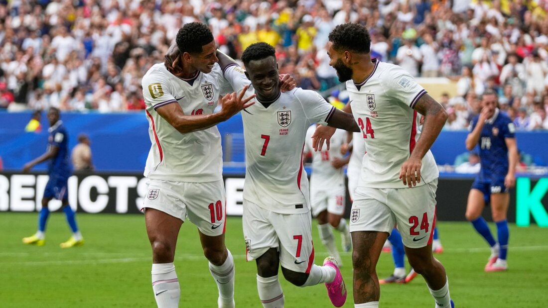 Bukayo Saka (7) sichert England mit drei Toren den dritten Platz 20260719010422173.jpg