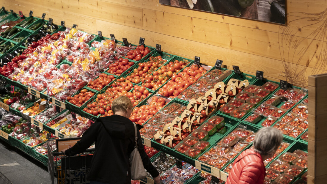 Der Detailriese Coop hat umstrittene neue Konditionen für Gemüsebauern zurückgezogen. (Archivbild) 20250812082404955.jpg