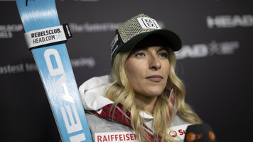 KEYSTONE/GIAN EHRENZELLER 20251123105355700.jpg