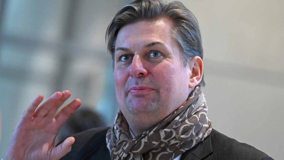 ARCHIV - Maximilian Krah (AfD) während der Generaldebatte im Bundestag zum Haushalt. Foto: Elisa Schu/dpa 20260218101257004.jpg