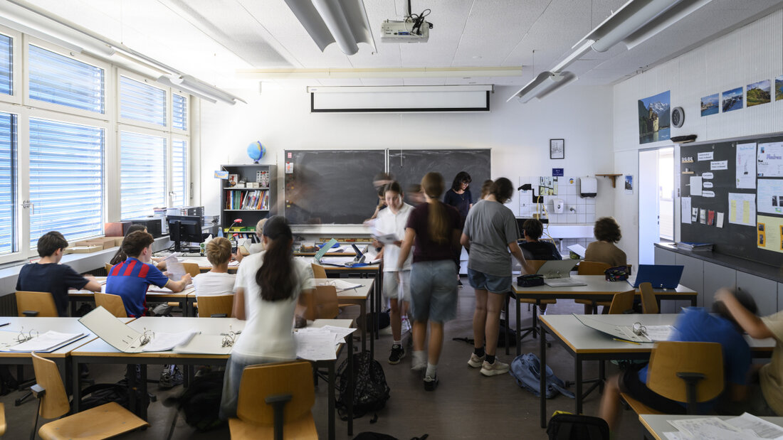 Knapp die Hälfte der befragten Kinderärztinnen und Kinderärzte gab an, dass mindestens ein Kind am Tag von schulischen Problemen berichtet. (Archivbild) 20260903202536646.jpg