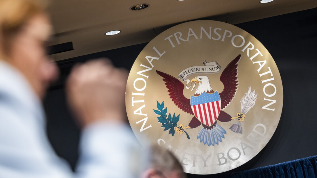 Die Nationale US-Behörde für Transportsicherheit untersuchte den Zusammenstoss eines Passagierflugzeugs und eines Militärhelikopters in Washington. 20250802030102614.jpg