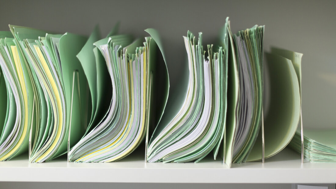 30 Milliarden Franken im Jahr könnten Schweizer Unternehmen sparen, wenn unnötige Bürokratie abgebaut würde. Das schreiben vier Wirtschaftsdachverbände gestützt auf eine Studie. (Themenbild) 20251124094150525.jpg