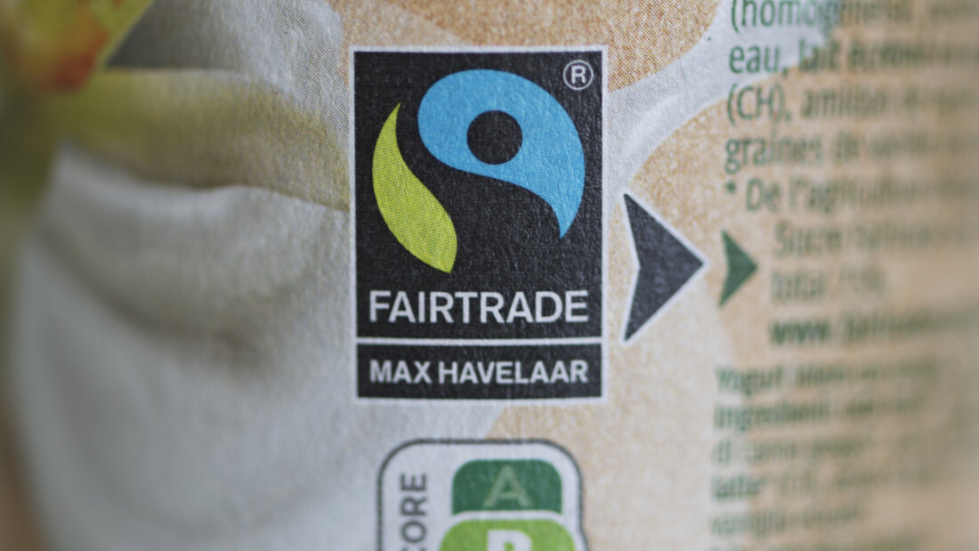 Das Max-Havelaar-Fairtrade-Logo prangt beispielsweise auf Joghurts, wie dieses Bild zeigt. (Archivbild) 20250522053046861.jpg
