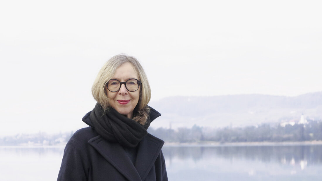 Die Autorin und Künstlerin Sonja Sophie Kreis erzählt in ihrem Roman "Das grosse Eis" von Fremdheit und Nähe in einer Familie. Der gefrorene Bodensee und das grönländische Eis erzeugen die Stimmung. 20260814070006785.jpg