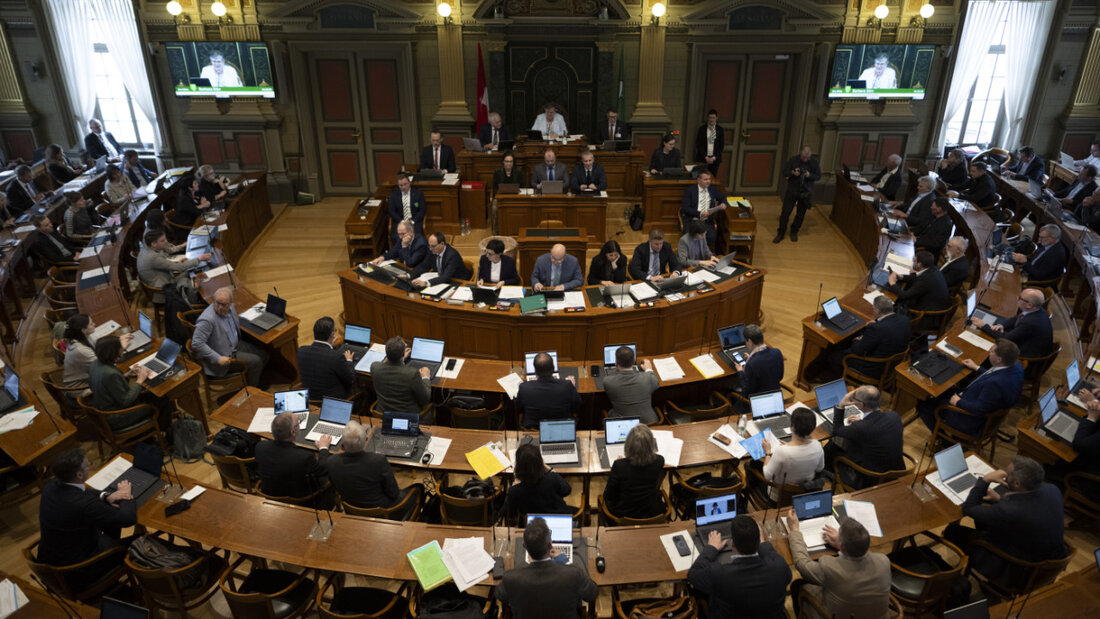 Der St. Galler Kantonsrat setzt die Regierung mit weiteren Sparforderungen unter Druck. 20251203131150701.jpg