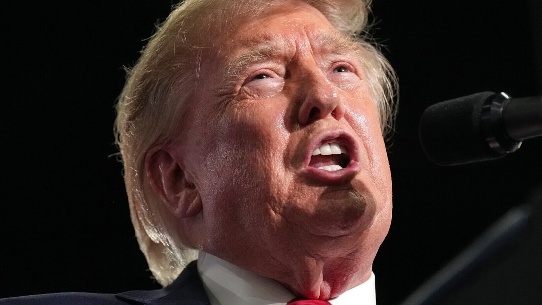 US-Präsident Donald Trump hält im Myrtle Beach Convention Center in Myrtle Beach, South Carolina, eine Rede. Foto: Jacquelyn Martin/AP/dpa 20260822025031067.jpg
