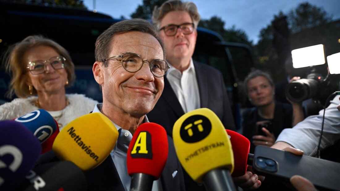 ARCHIV - Der schwedische Ministerpräsident Ulf Kristersson trifft zur Wahlnacht der Moderaten Partei ein. (zu dpa: «Vorläufiges Ergebnis: Mehrheit für Opposition in Schweden») Foto: Christine Olsson/TT News Agency/AP/dpa 20260917134739876.jpg