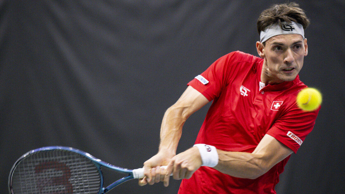 Marc-Andrea Hüsler will im Viertelfinal-Duell gegen Dominic Stricker das Karriere-Ende hinauszögern 20260723205833568.jpg