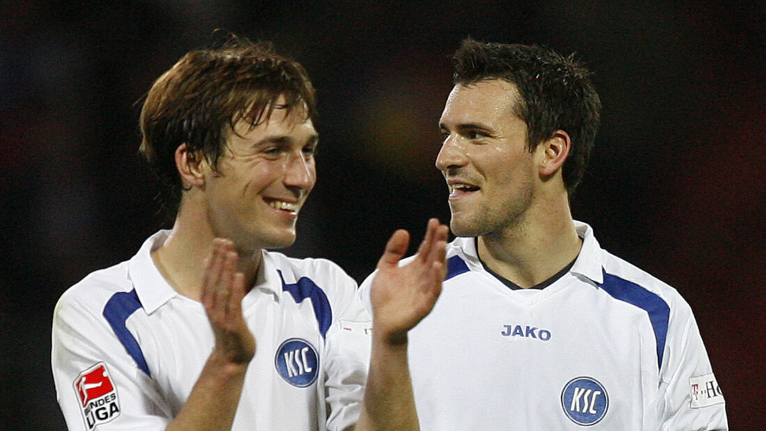 Mario Eggimann (rechts) spielte von 2002 bis 2008 für den Karlsruher Sportclub 20250421123259842.jpg