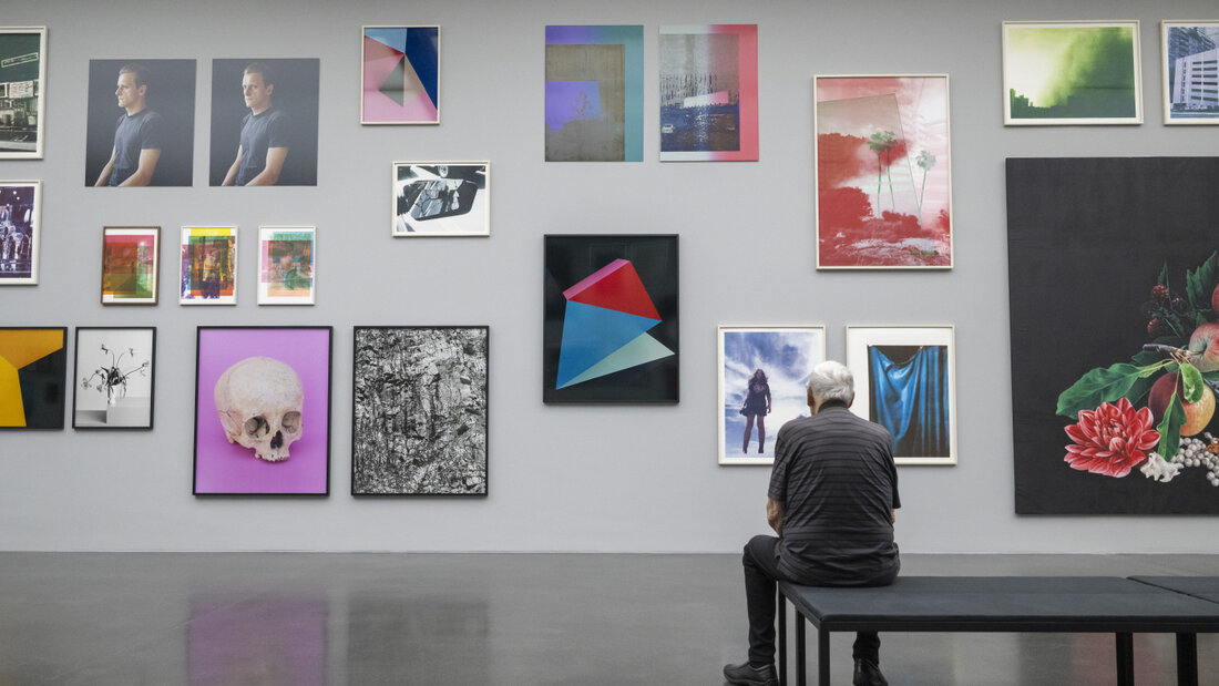 "All at Once" zeigt, auf welch vielfältige Art und Weise Shirana Shahbazi mit ihren Fotografien umgeht. 20260703130914827.jpg