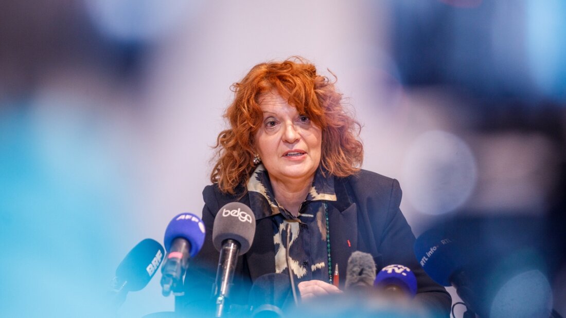 ARCHIV - Die Pariser Staatsanwältin Laure Beccuau während einer Pressekonferenz. Foto: Hatim Kaghat/Belga/dpa 20251024141218994.jpg