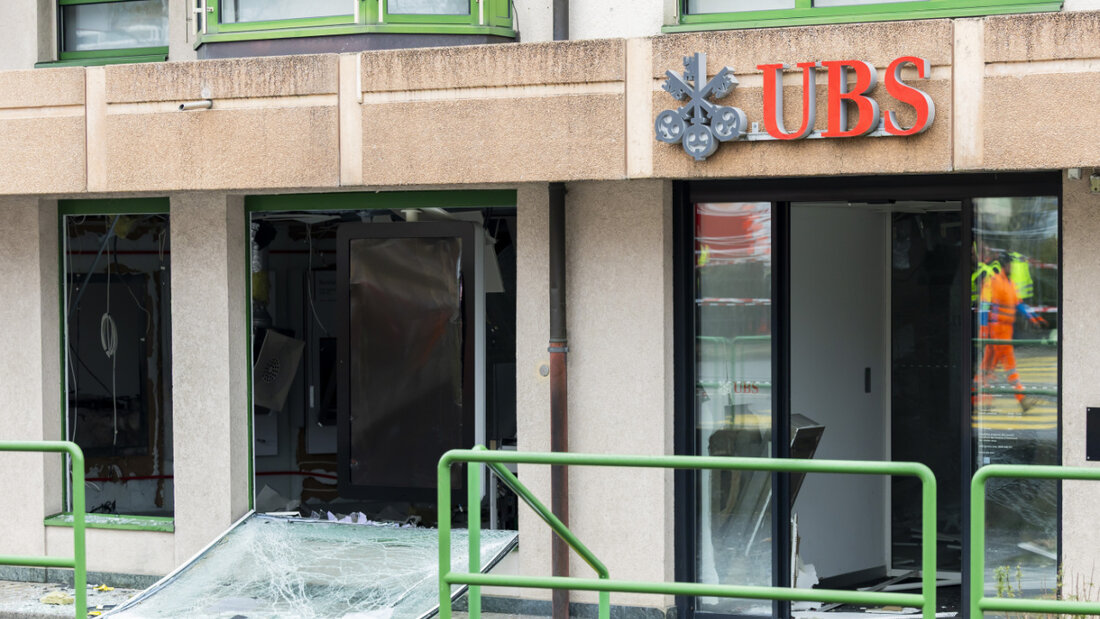 Das Gebäude in Gland VD wurde beim Anschlag mit Sprengstoff erheblich beschädigt. 20251203115553312.jpg